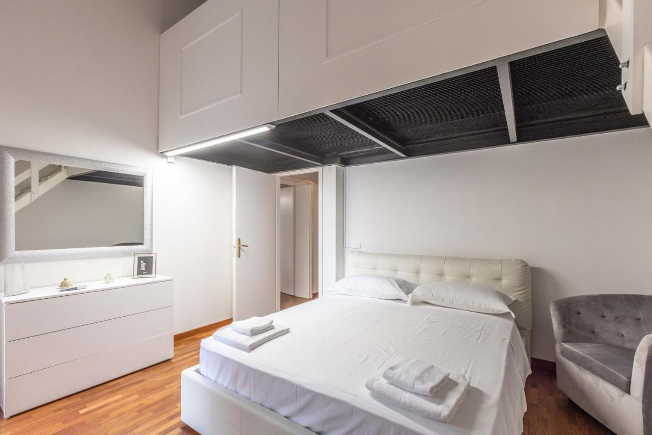 Apartment Ubaldini House, By Short Holidays
