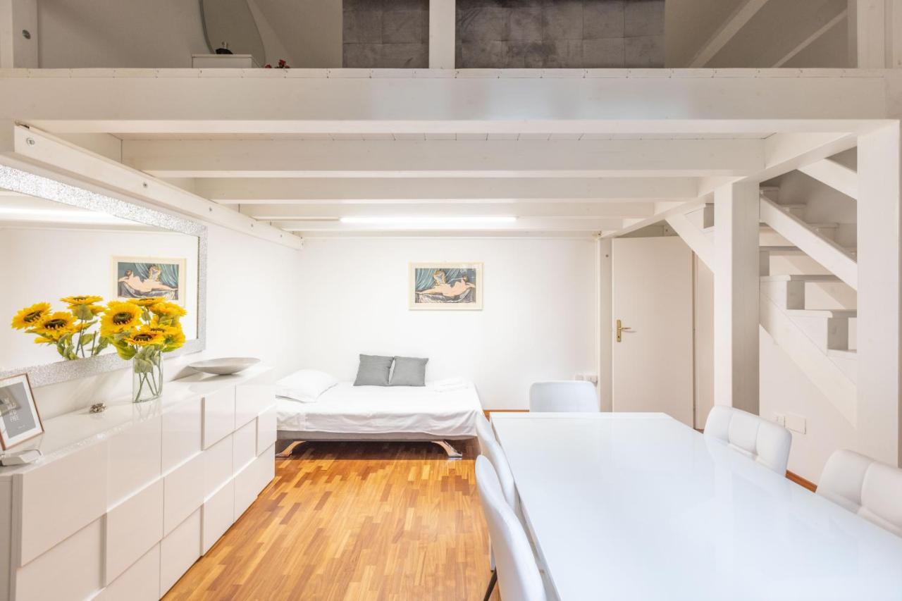 Apartment Ubaldini House, By Short Holidays *